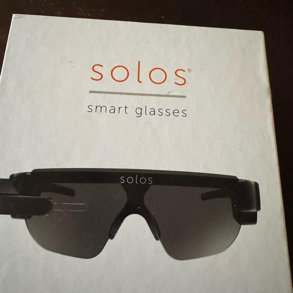 Solo Black Smart Glasses with Sleek Design and Durable Frame